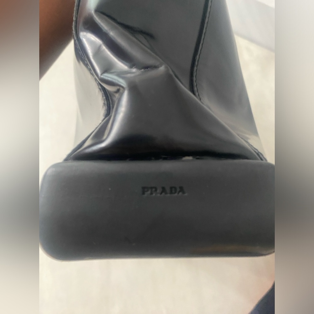 Authentic Prada bag. Double handle. - Picture 10 of 11